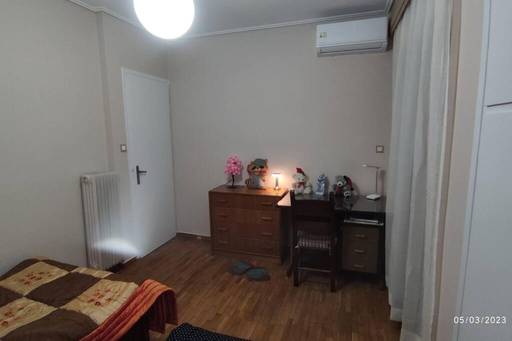 Apartment Sq Varnava Athens