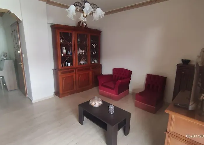 Sq Varnava Appartment Athens