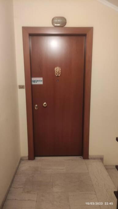 Apartment Sq Varnava Athens